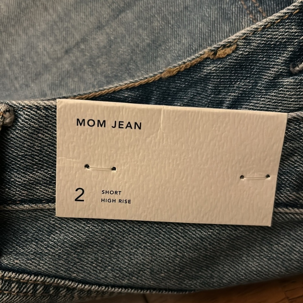 New with tags cool classic mom jeans 2 short - Picture 4 of 5